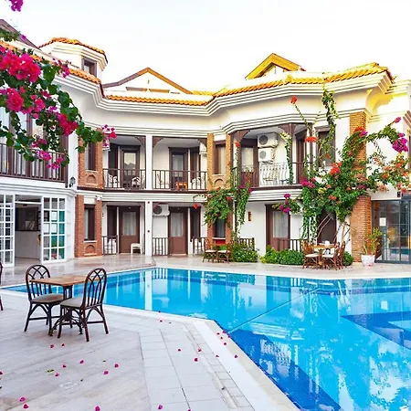 Nish Caria Отель 4*