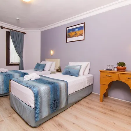 Nish Caria Отель 4*