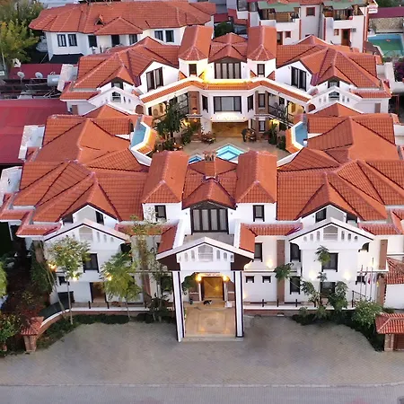 Nish Caria Отель 4*