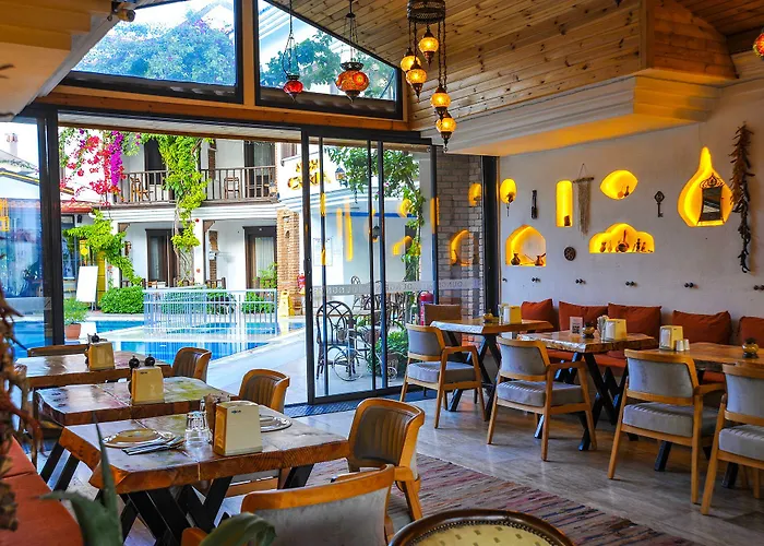 Otel Nish Caria 4*